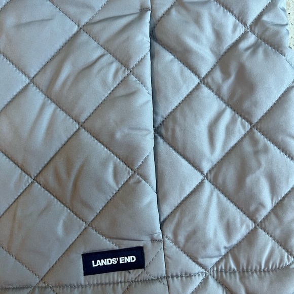 Land’s End Gray Quilted Vest Women’s Large Petite - Picture 2 of 7